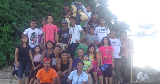 THE WONDERFUL TRIP TO NGWE SAUNG BEACH IN 2012