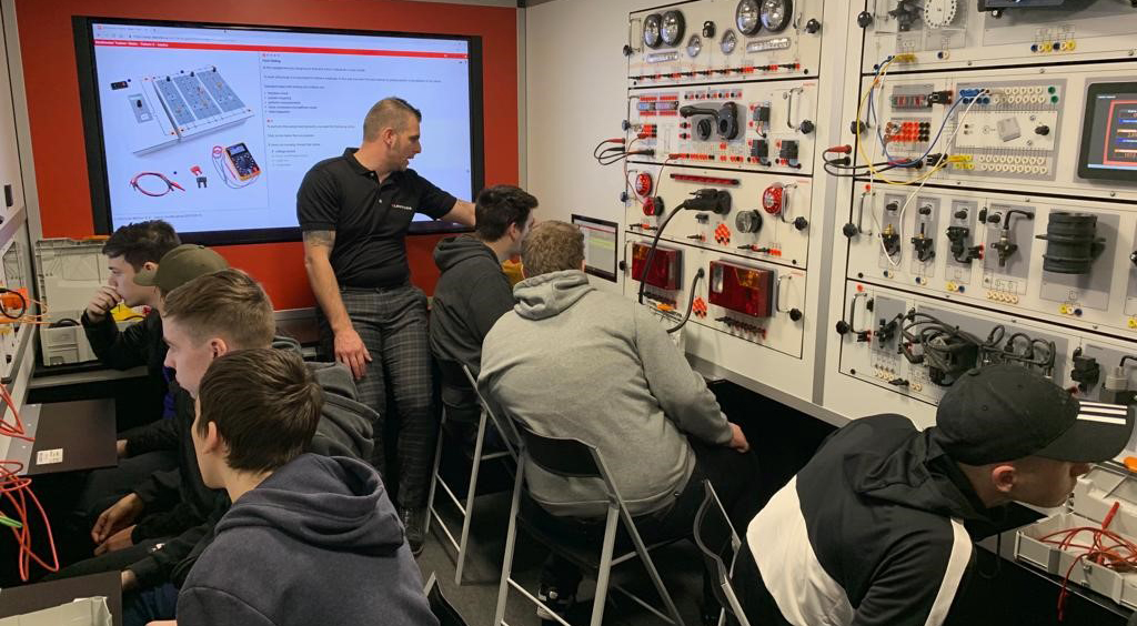 ELECTUDE FOR INSTRUCTOR